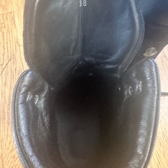 Moncler Velvet boots. - Picture 4 of 7